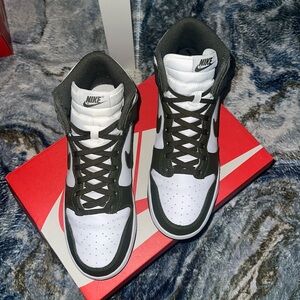 Size 10 - Nike Dunk 2022 High Cargo Khaki